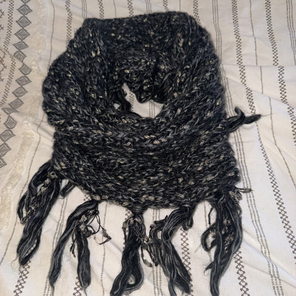Anthropologie Renee's NYC Accessories Infinity Scarf NWOT Black And Gold Fringe